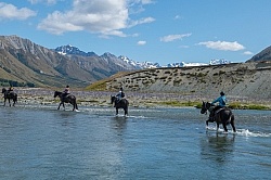 River Crossing in Ahuriri Conservation Area New Zealand , Wild Women Expeditions with Adventure Horse Trekking New Zealand 