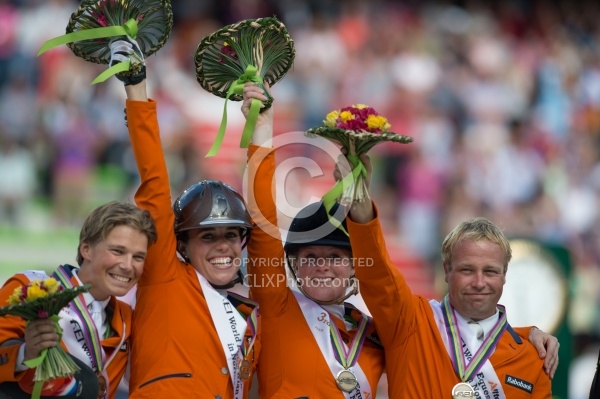 Netherlands Eventing Team win Bronze WEG 2014 Normandy, France